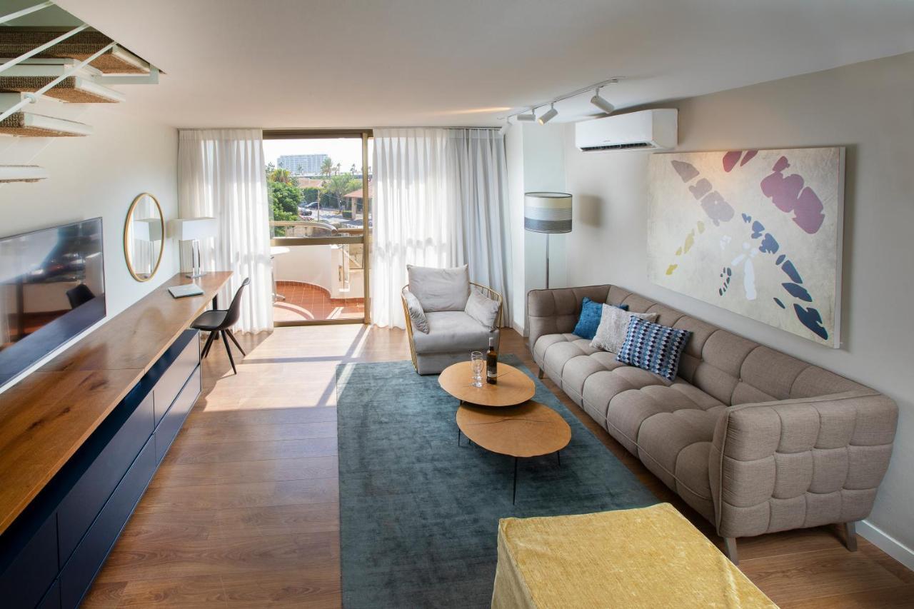 Marine Heights Suites Herzliya Exterior photo